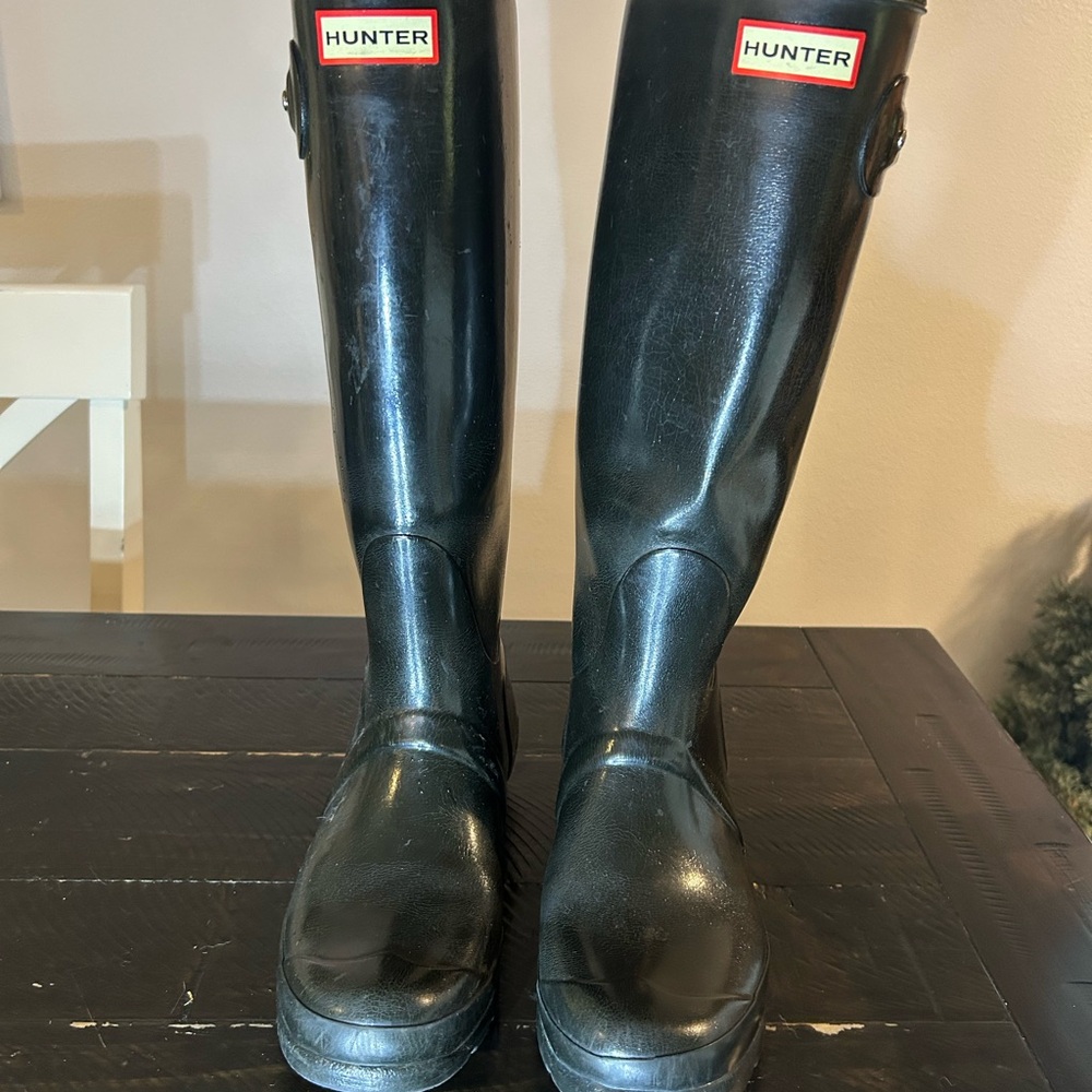 Hunter Classic Glossy Black Boots